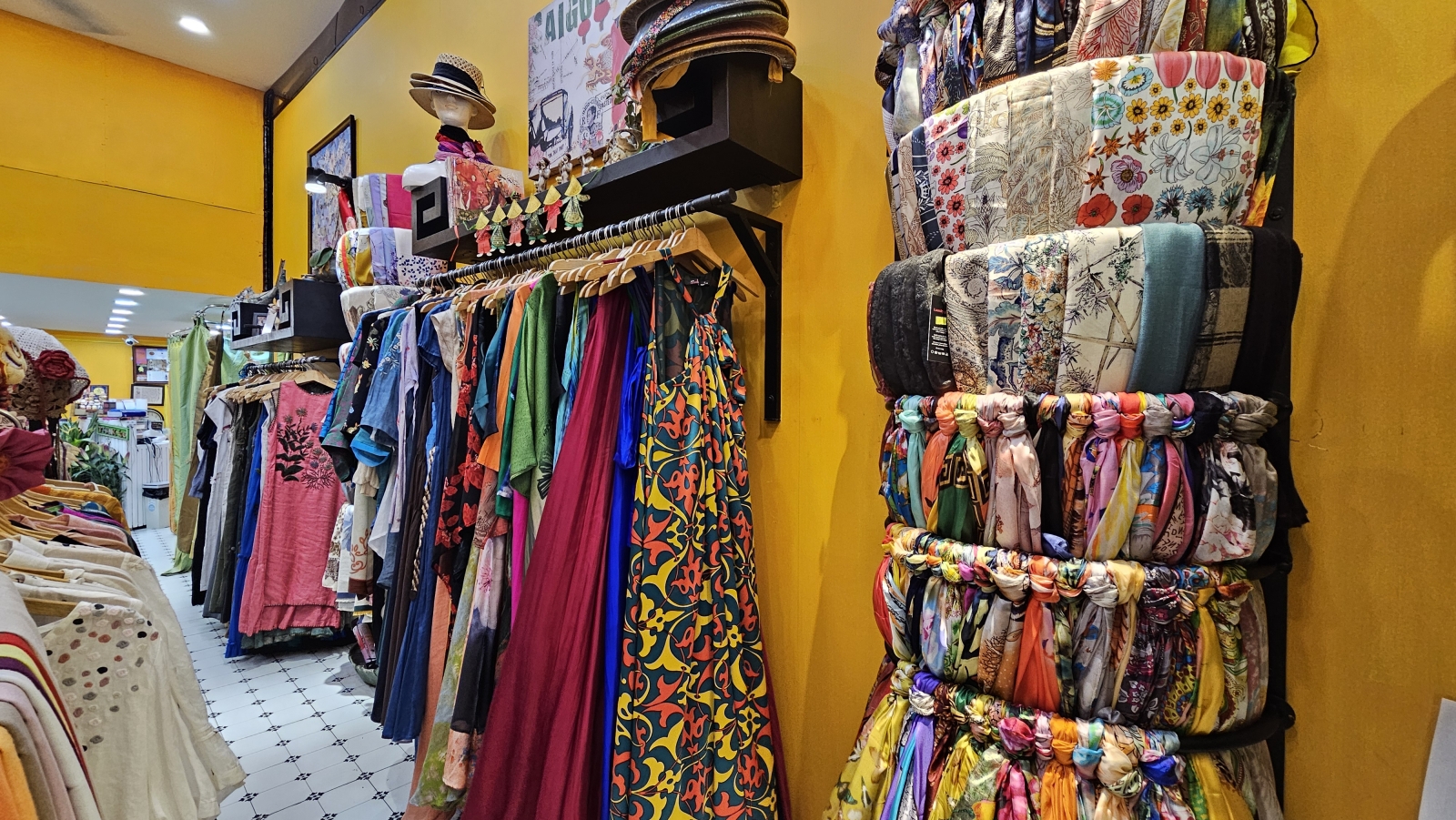 Tailor in Ben Thanh: A Complete Guide to Custom-Made Fashion in District 1